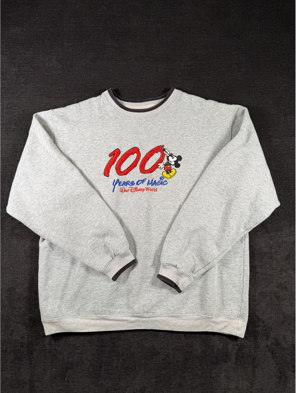 Vintage Walt Disney World 100 Years of Magic Gray Sweatshirt Medium